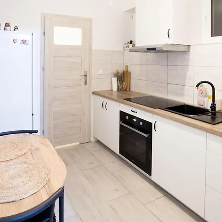 Daire Na Kanalowej *